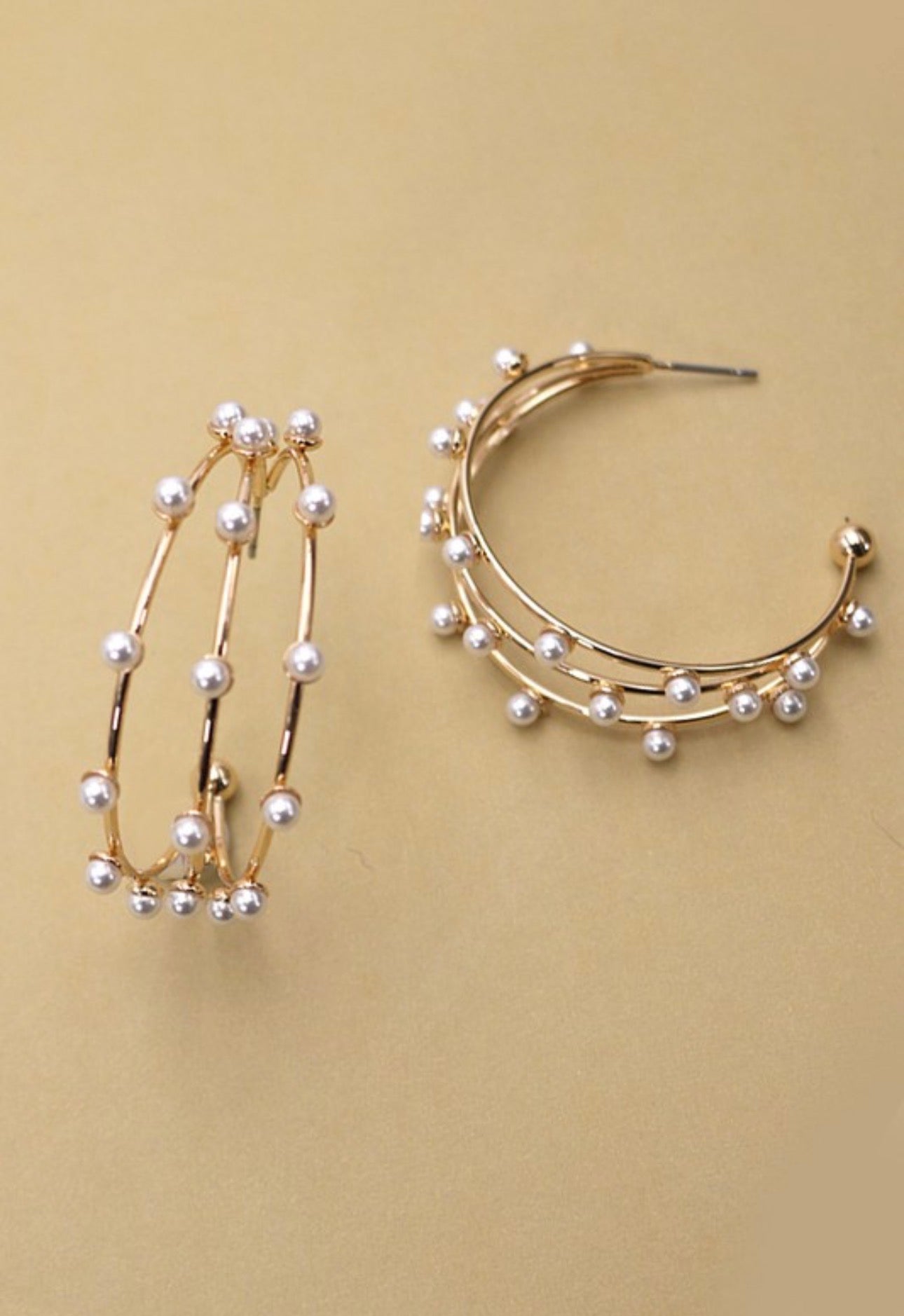 Post Peal Earring