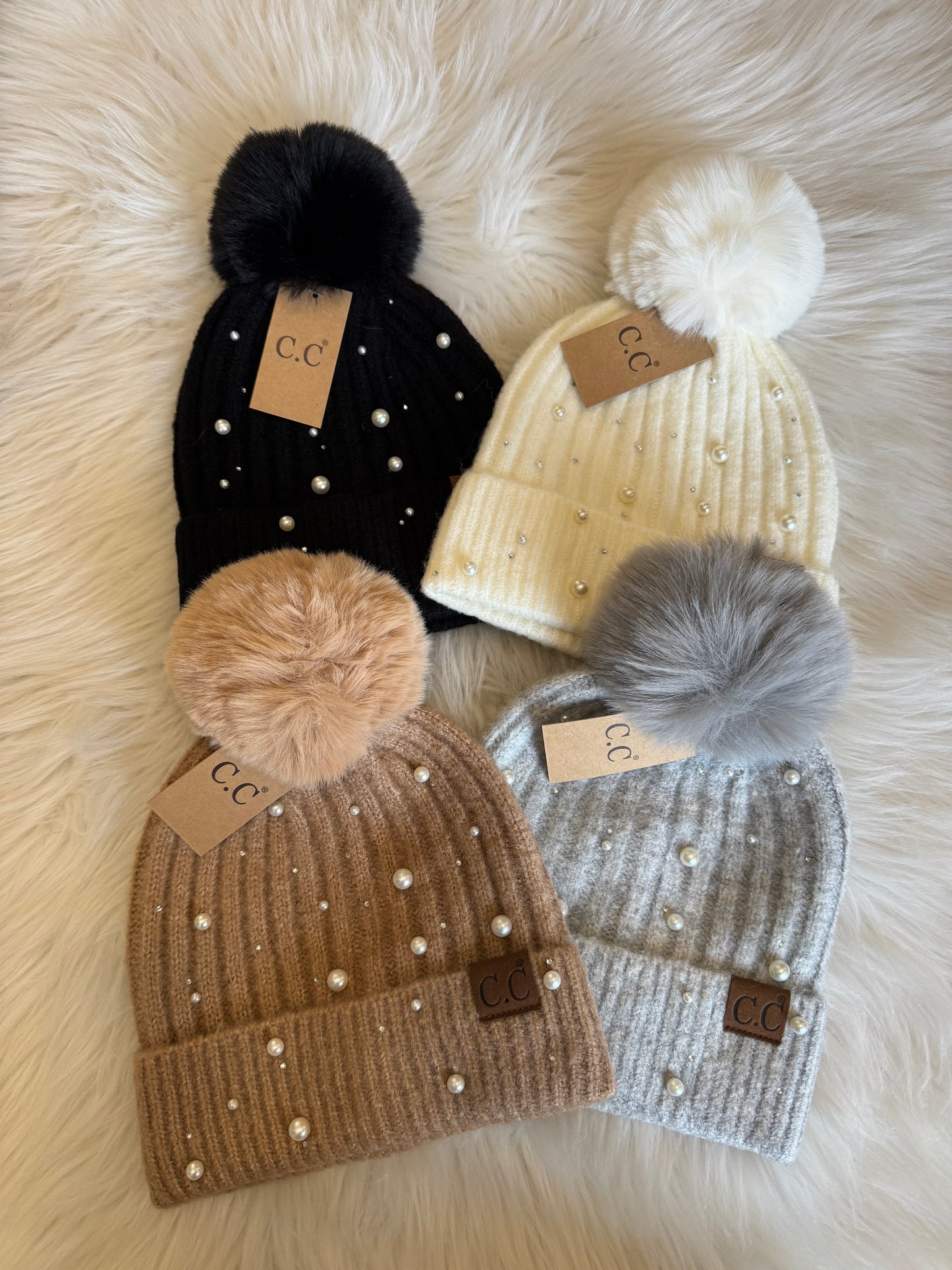 Lady Pearl Pom Beanie