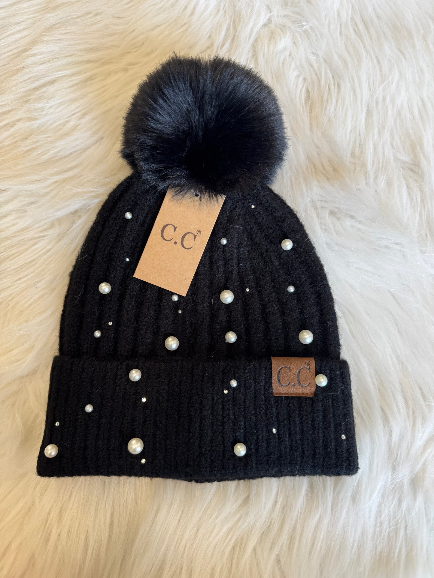 Lady Pearl Pom Beanie