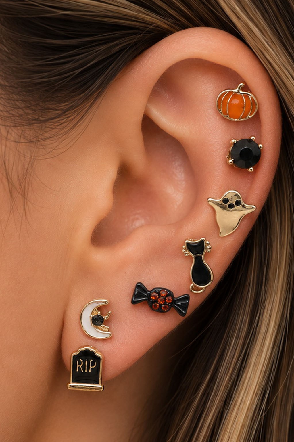 Boo Earring Set