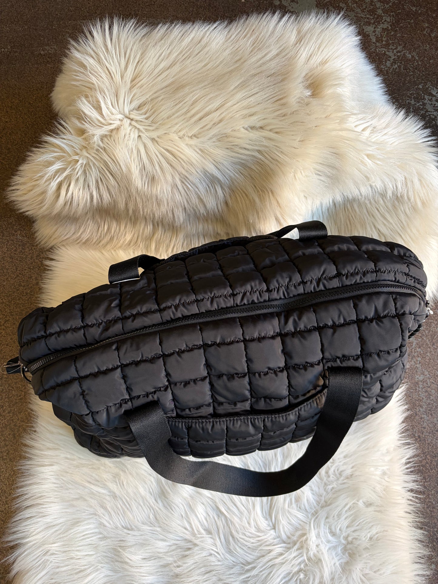 Travel Days Puffer Bag