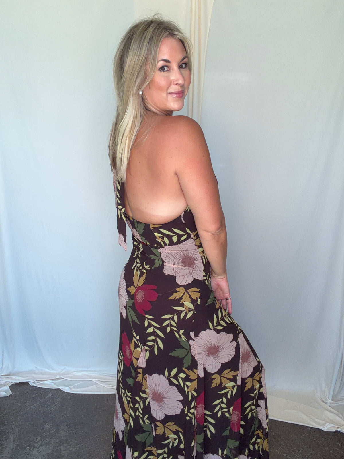 Willa Floral Halter Maxi Dress
