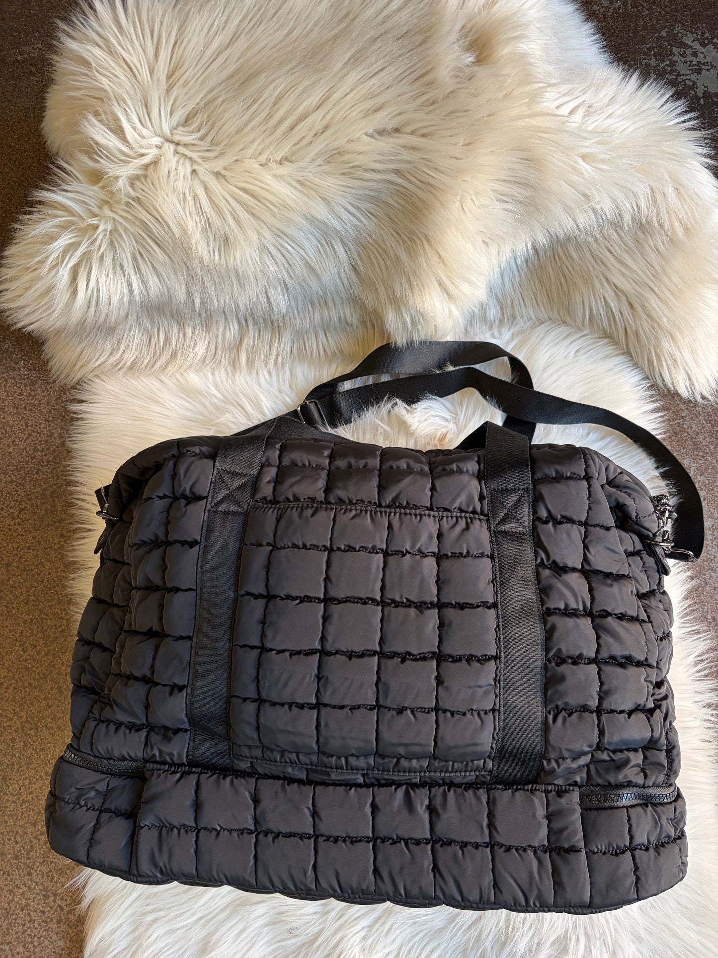 Travel Days Puffer Bag