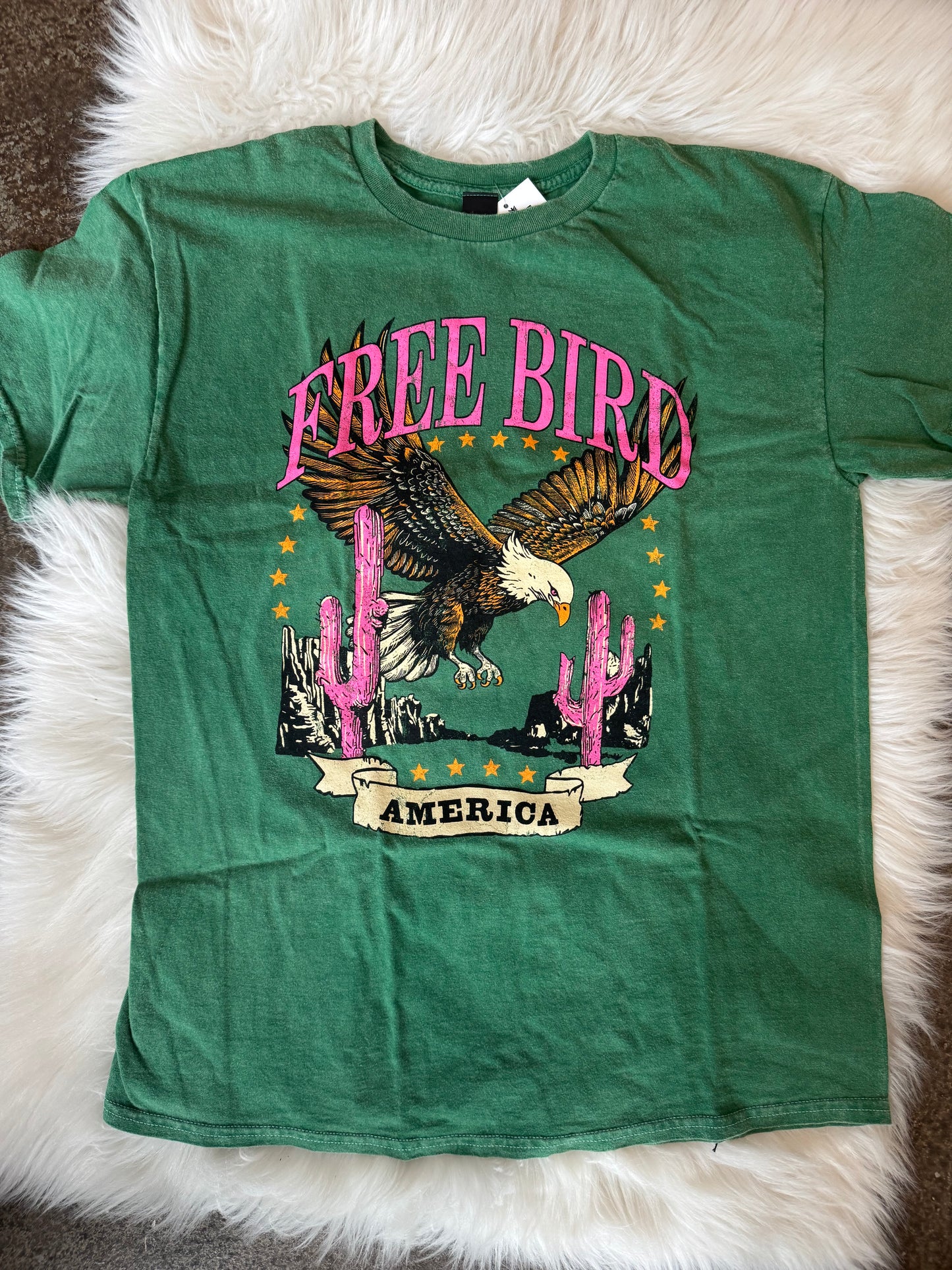 Kelly Freebird Tee